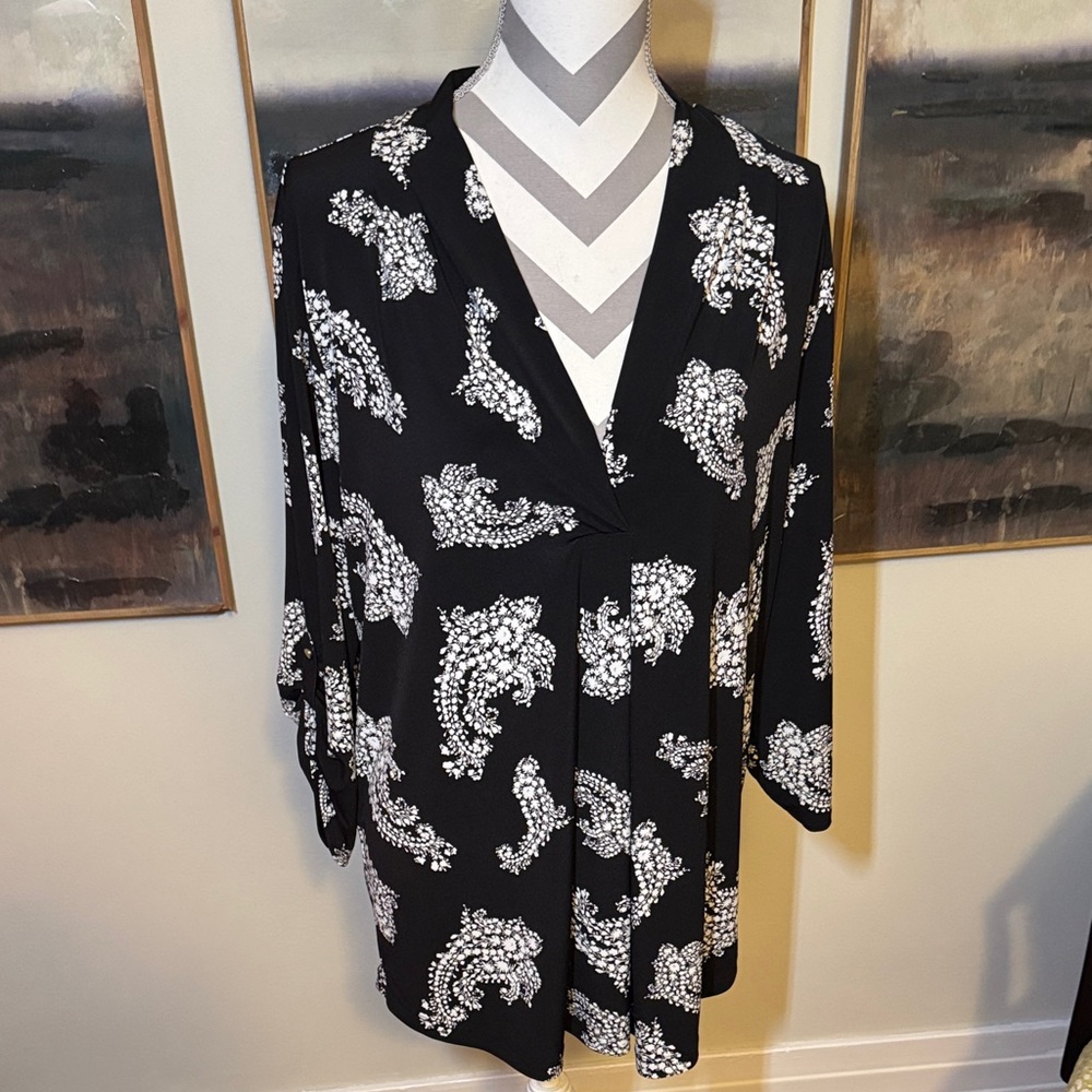 Liz Claiborne Career Black and White Paisley Blouse Size XL - Picture 1 of 10